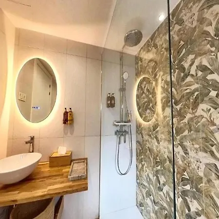 Blue In プエルト・デル・ロサリオ