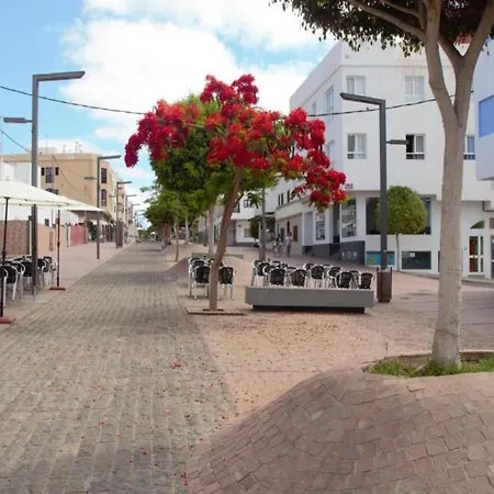 Blue In プエルト・デル・ロサリオ